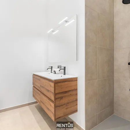 Lobster Loft - Stylish With Sea View In Apartment