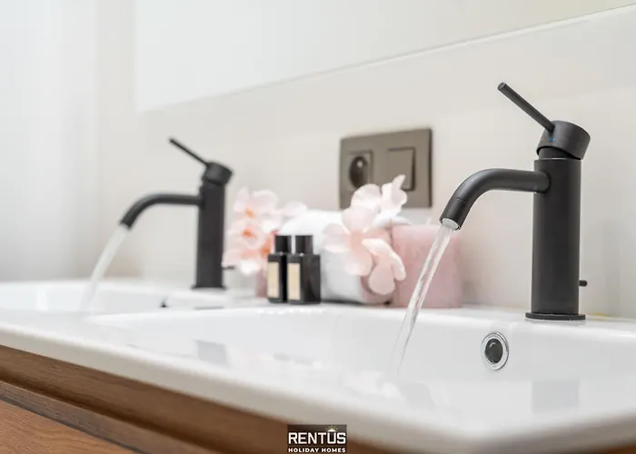 Lobster Loft - Stylish With Sea View In Appartement *